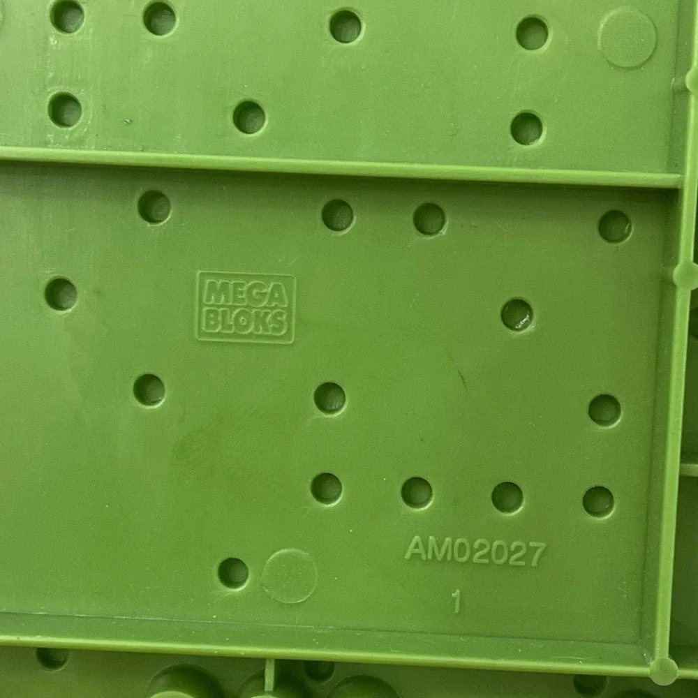 Mega Bloks AM02027 Green Gray Baseplate Replacement Add-On Part Piece
